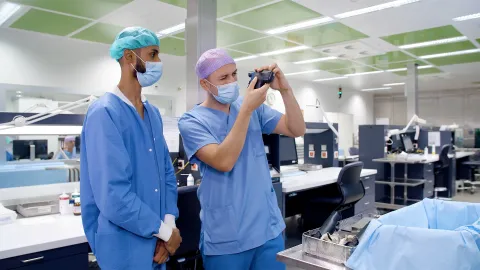 Filmportrait Medizinproduktetechnologe/-login EFZ